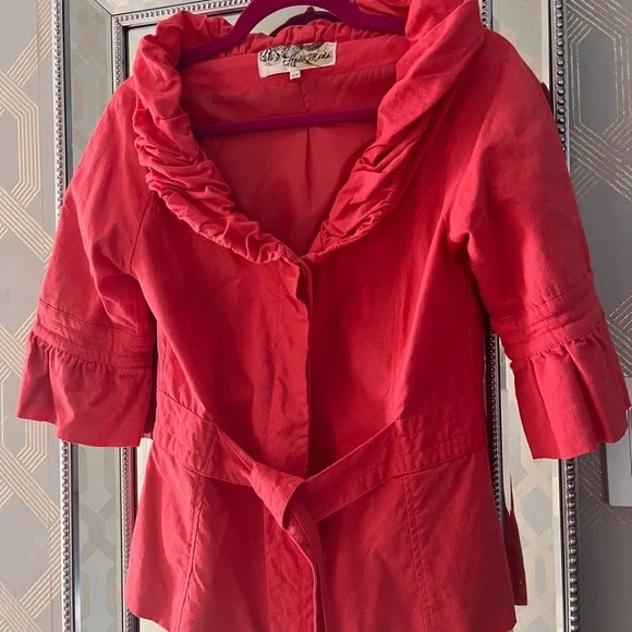 Red Ruffled Collar Jacket - Picture 1 of 3